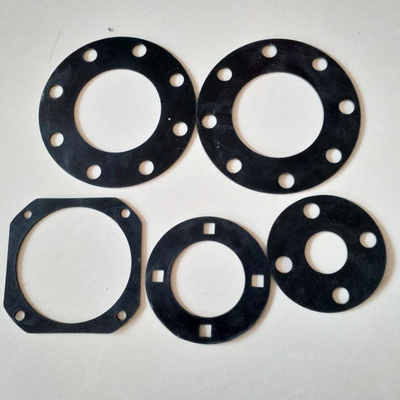 70 Shore A Kekerasan karet Flange Gasket Dengan 25% Kompresi Set Dan Berbagai Ukuran